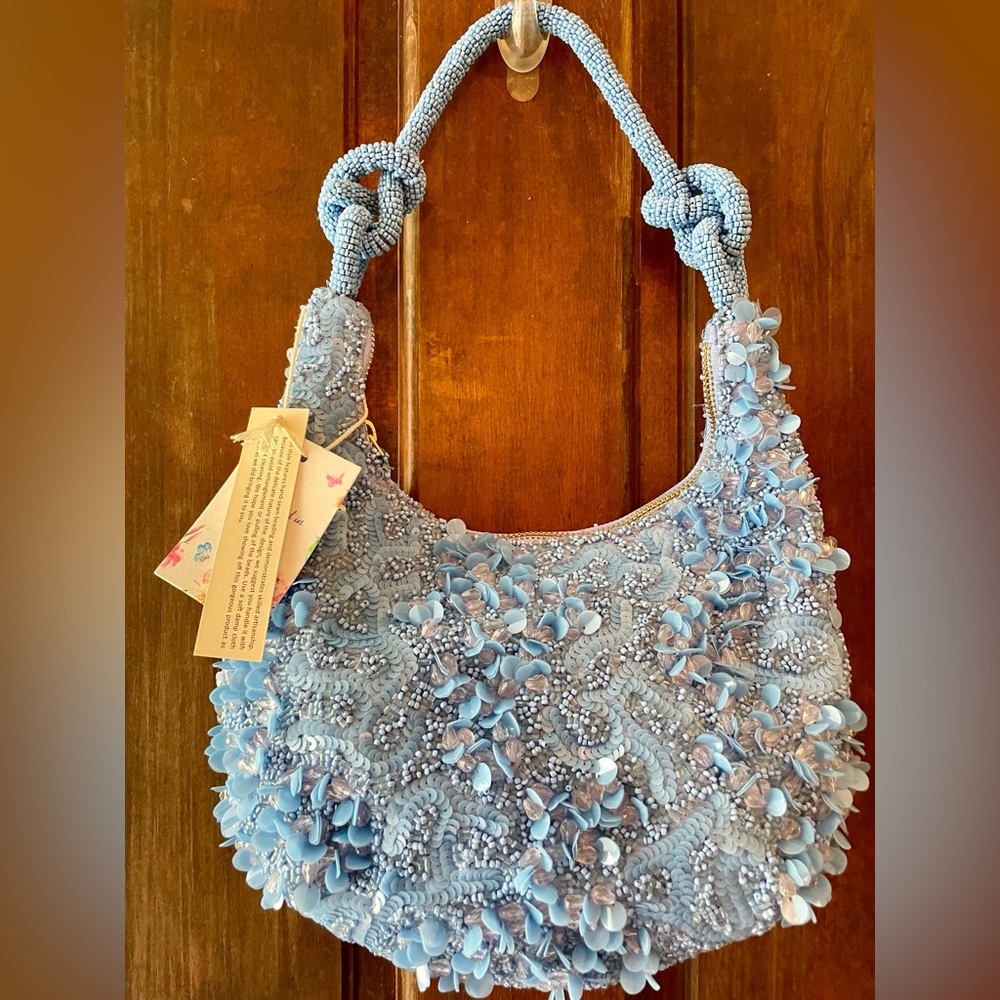 Pretty Periwinkle Beaded Purse NWT Made in India